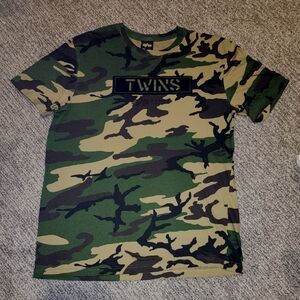 Alpha Industries Camo MN Twins Tee - Green/Brown/Tan Size XL PTP 25 Inches